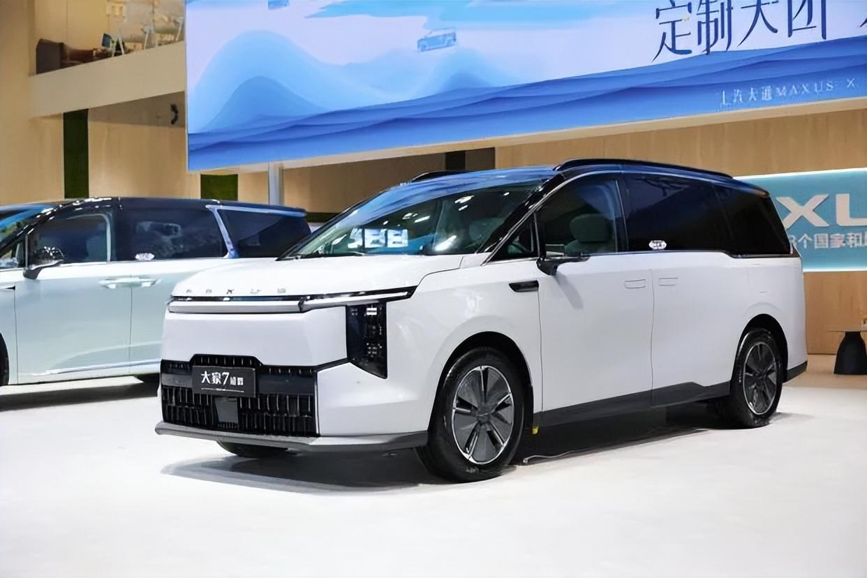 豪华mpv领域完备的混动尊龙凯时ag旗舰厅官的解决方案来了!大家9、大家7超混技术北京车展全球首发,预订价19.99万元起